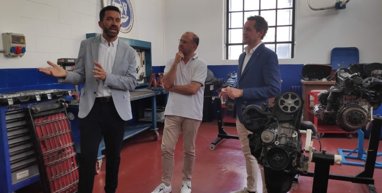 Les eines i la maquinària simulen al màxim l'equipament real d'un taller | Pau Duran